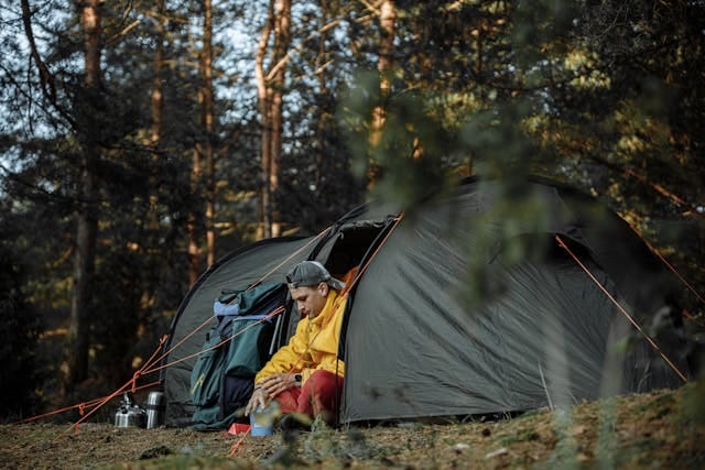 Camping och överlevnadskunskaper i naturen för sportentusiaster 2